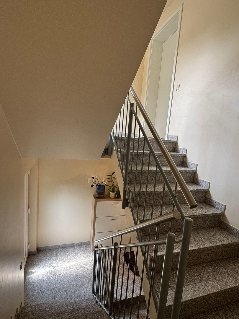 Ab sofort und von Privat! Traumlage in Schweinheim: 3 Zimmer, großer Balkon, 2 Bäder, 1. OG – Horionstr. 42, 53177 Bonn(Schweinheim) – Vorschaubild 6