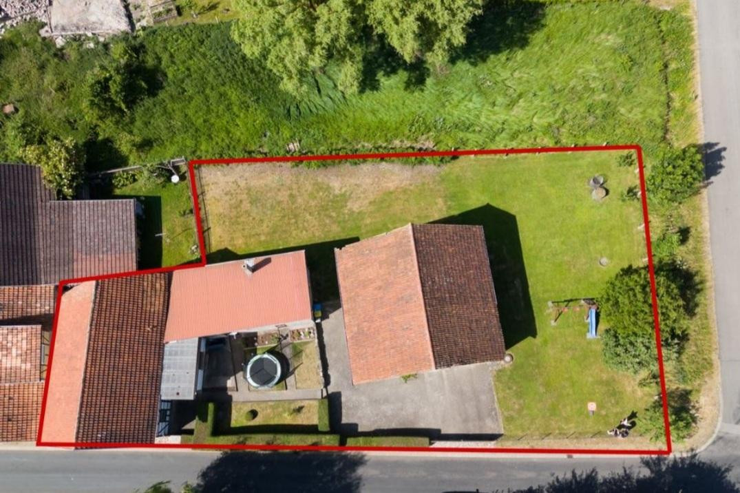 Haus mit großem Garten, ländlich, ruhige Ortsrandlage – Heldburg(Hellingen) – Vorschaubild 3