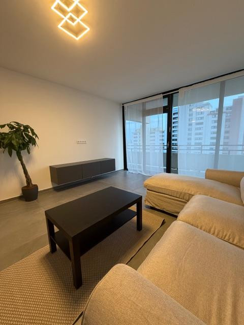 Möblierte 2-Zimmer-Wohnung mit TG-Stellplatz zu verkaufen