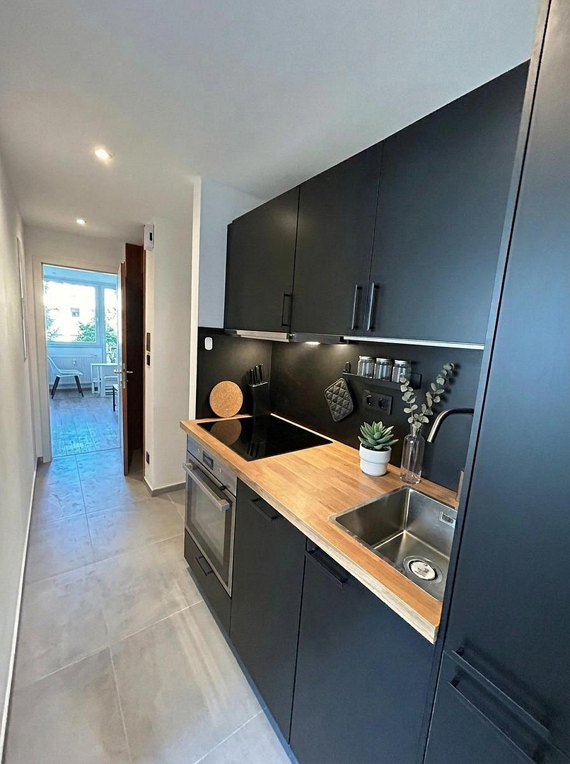 Moderne 4er-WG: renovierte Zimmer (10–13 m²) – sofort verfügbar – inkl. TV, WaMa & SpüMa – Waldschulstr. 54, 81827 München(Trudering) – Vorschaubild 3