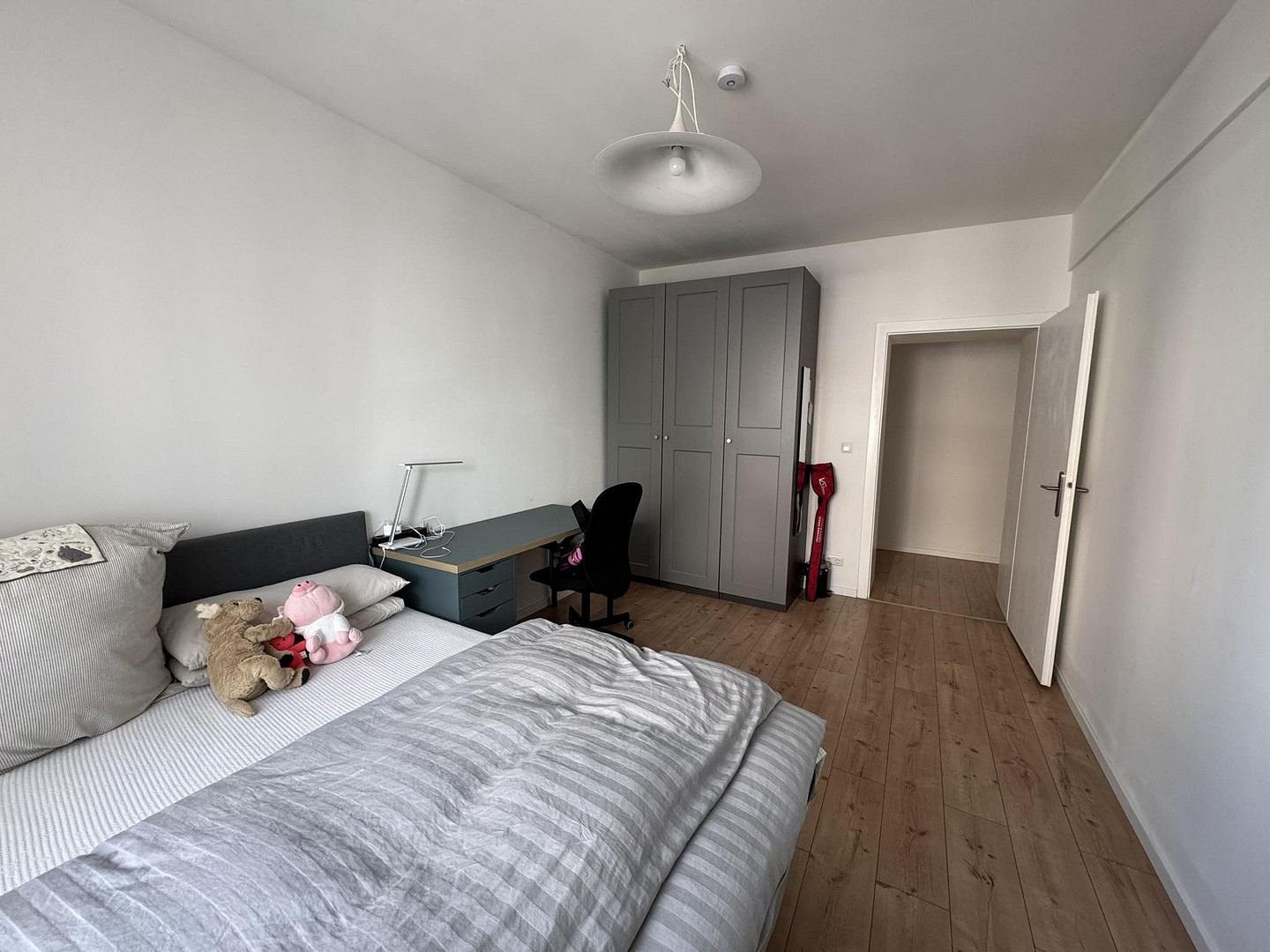 Hochwertig,vollmöbliert,saniert,ruhig,1.OG, 3,5 Zimmer, Küche mit EBK, Tageslichtbad, Sonnenbalkon – Bilker Allee 53, 40219 Düsseldorf(Unterbilk) – Vorschaubild 14