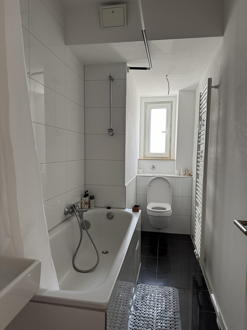 Hochwertig,vollmöbliert,saniert,ruhig,1.OG, 3,5 Zimmer, Küche mit EBK, Tageslichtbad, Sonnenbalkon – Bilker Allee 53, 40219 Düsseldorf(Unterbilk) – Vorschaubild 17