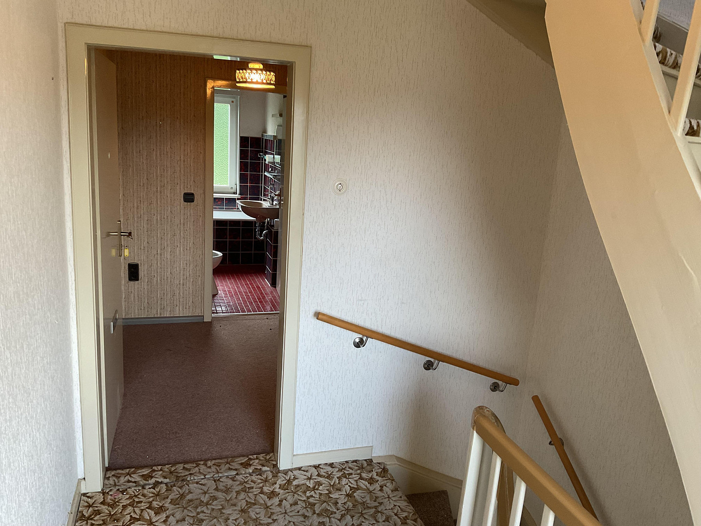 Großzügige Doppelhaushälfte in Wolfsburg-Laagberg direkt am Stadtwald zu vermieten – Hirschberger Str. 6, 38440 Wolfsburg – Vorschaubild 12