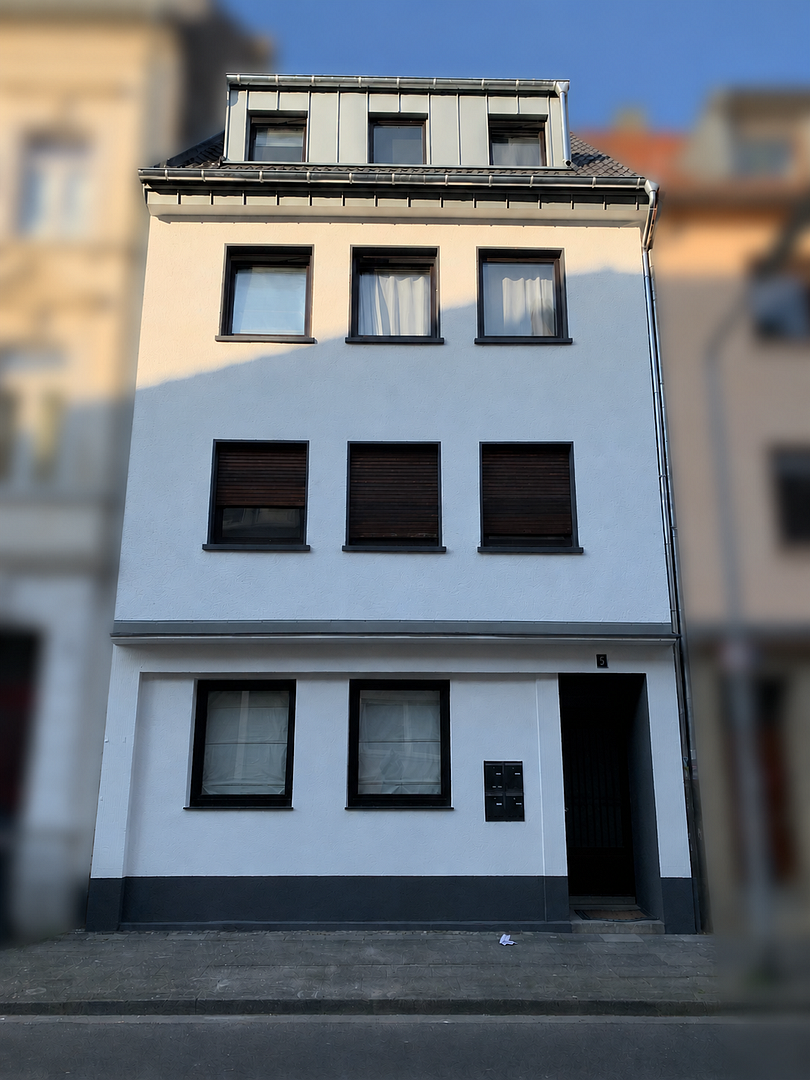 PROVISIONSFREIES MFH in Köln-Mülheim | 4 WE | teilmodernisiert | Ausbaupotenzial | Sofort entmietbar – Köln(Mülheim) – Vorschaubild 2