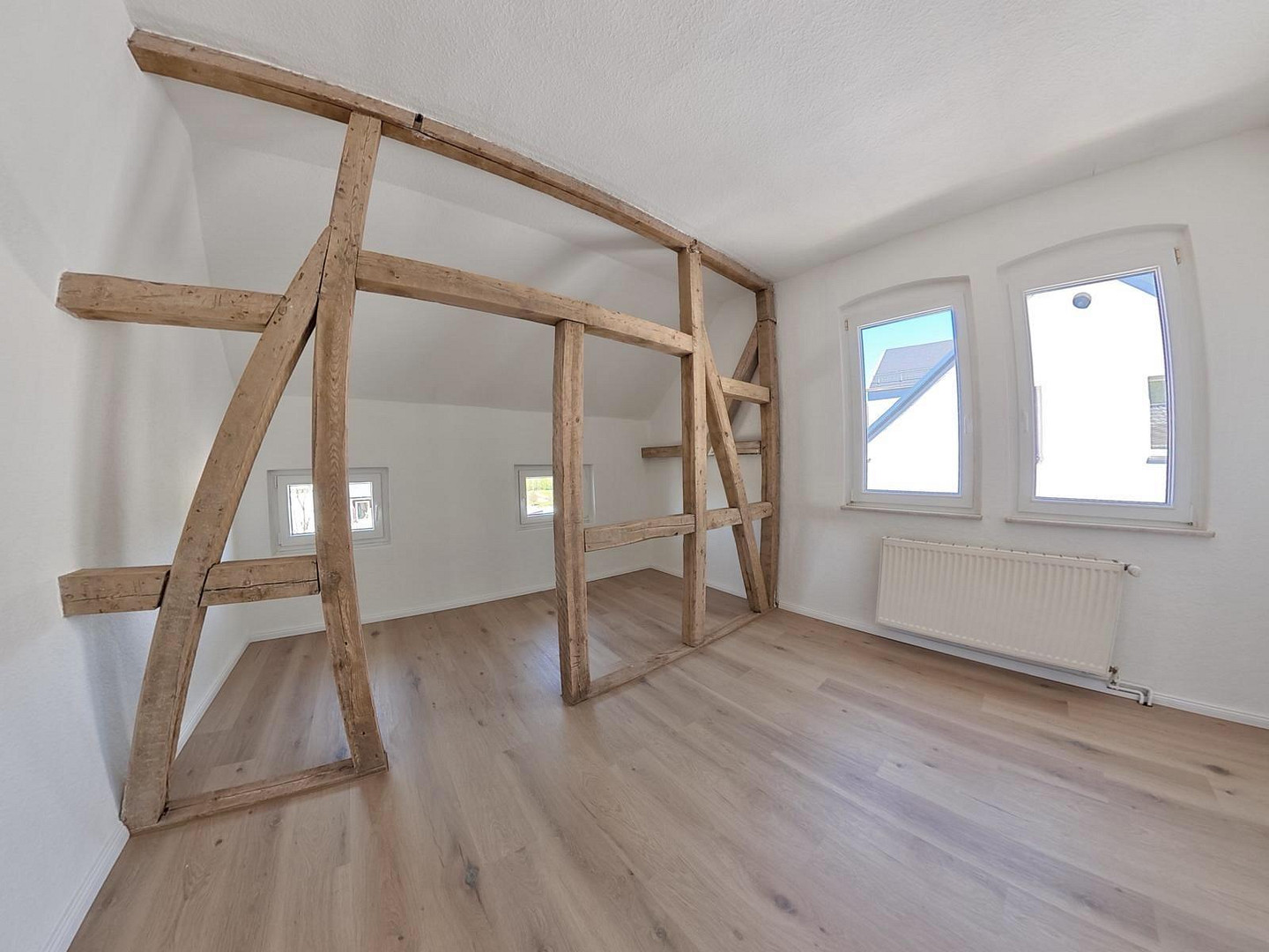 Einfamilienhaus mit Fachwerk & Garten - Erstbezug nach Sanierung