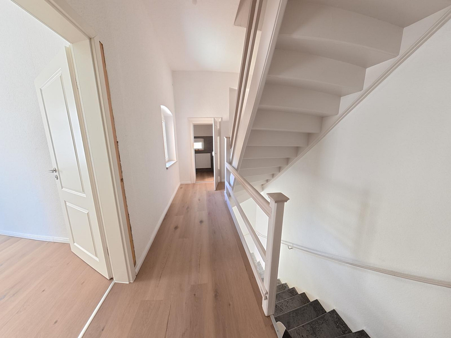 Einfamilienhaus mit Fachwerk & Garten - Erstbezug nach Sanierung – Elsterberg – Vorschaubild 3