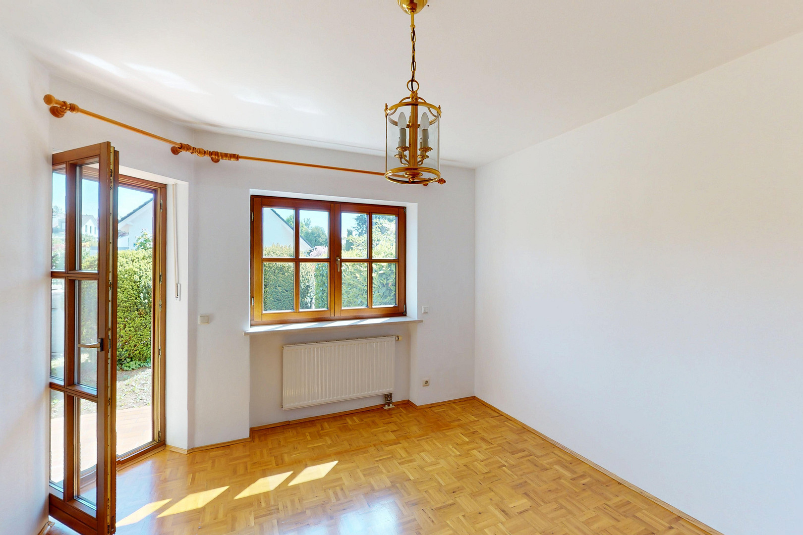 Ohne Provision. Große Doppelhaushälfte mit Wintergarten, Sauna und vielseitiger Aufteilung - München – Karlsbader Straße 5a, 80937 München(Am Hart) – Vorschaubild 4