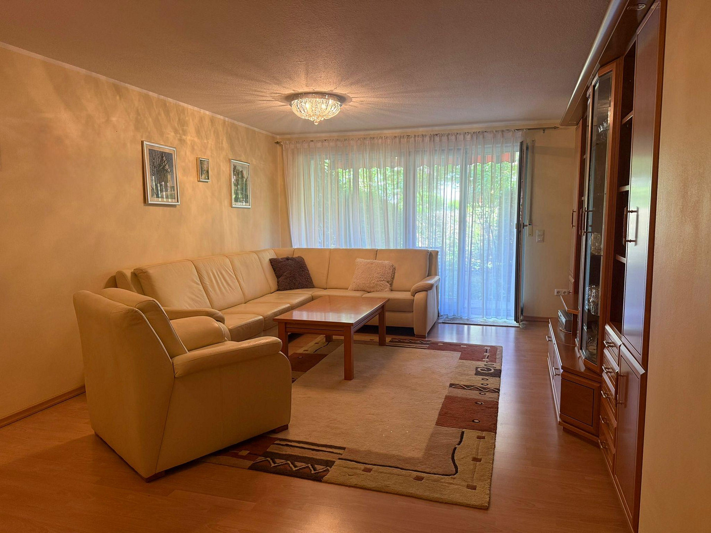 Gepflegte 3-Zimmer-Wohnung nahe Westpark – Terrasse, Garten & Garage inklusive – Cusanusstraße 24, 85049 Ingolstadt – Vorschaubild 8