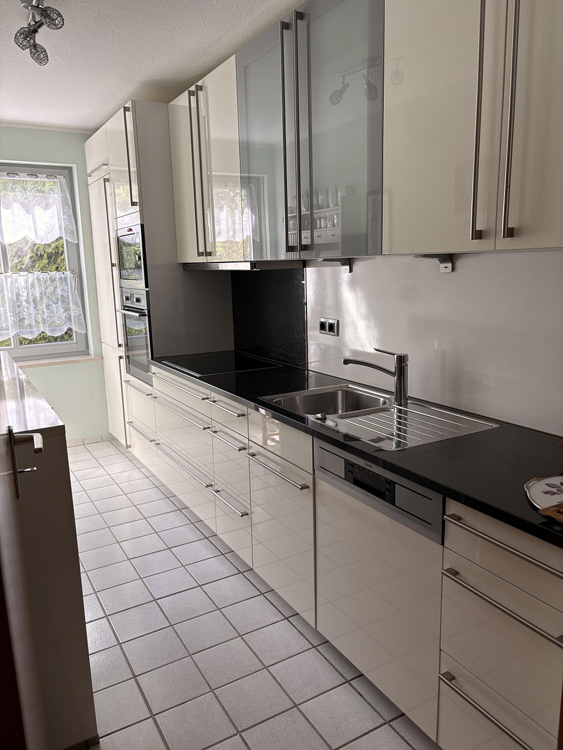 Gepflegte 3-Zimmer-Wohnung nahe Westpark – Terrasse, Garten & Garage inklusive – Cusanusstraße 24, 85049 Ingolstadt – Vorschaubild 13