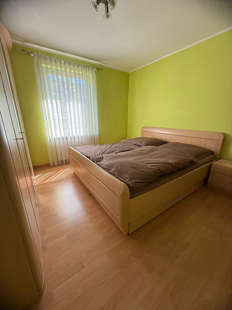 Gepflegte 3-Zimmer-Wohnung nahe Westpark – Terrasse, Garten & Garage inklusive