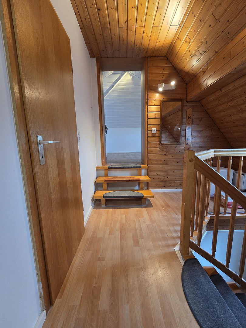 Großzügige, frisch renovierte Maisonette-Wohnung mit 5 Zimmern, 3 Bädern & Balkon – Bahnhofstraße 5, 97450 Arnstein – Vorschaubild 16