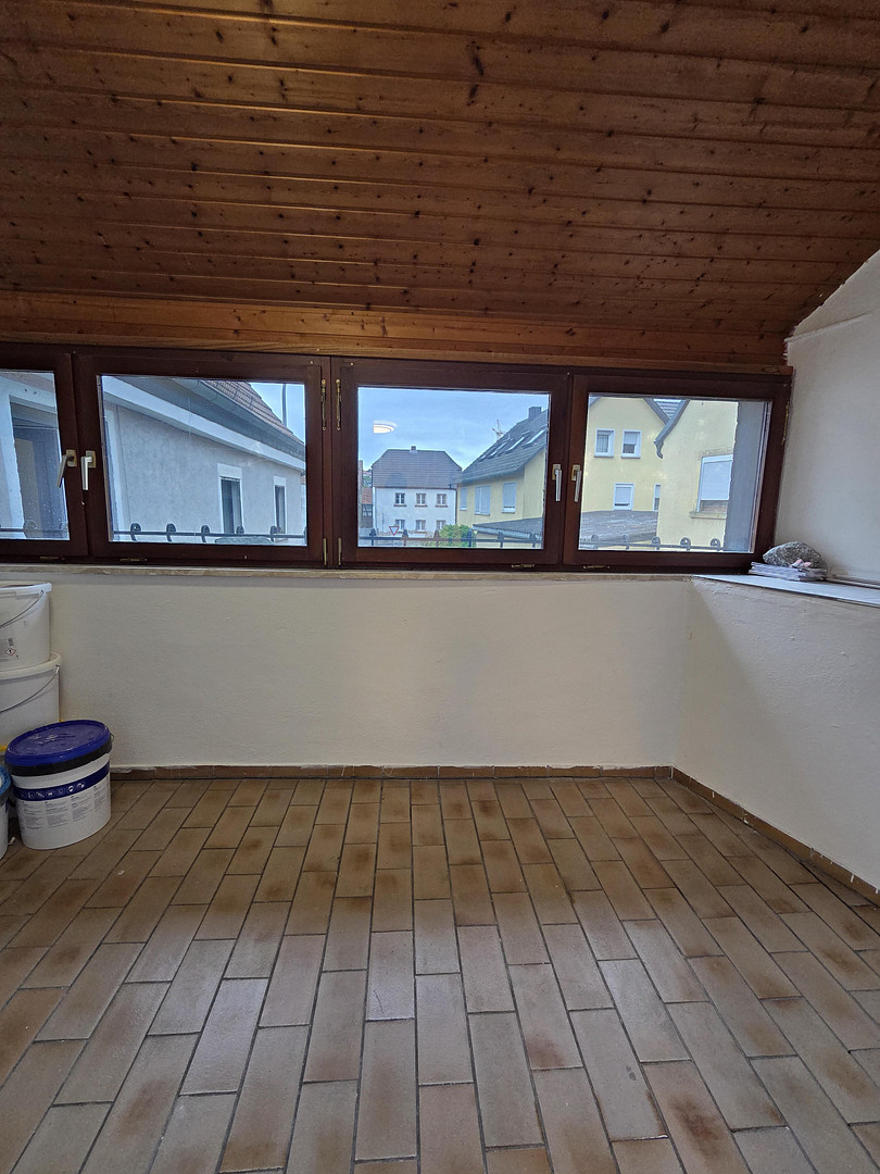 Großzügige, frisch renovierte Maisonette-Wohnung mit 5 Zimmern, 3 Bädern & Balkon – Bahnhofstraße 5, 97450 Arnstein – Vorschaubild 27