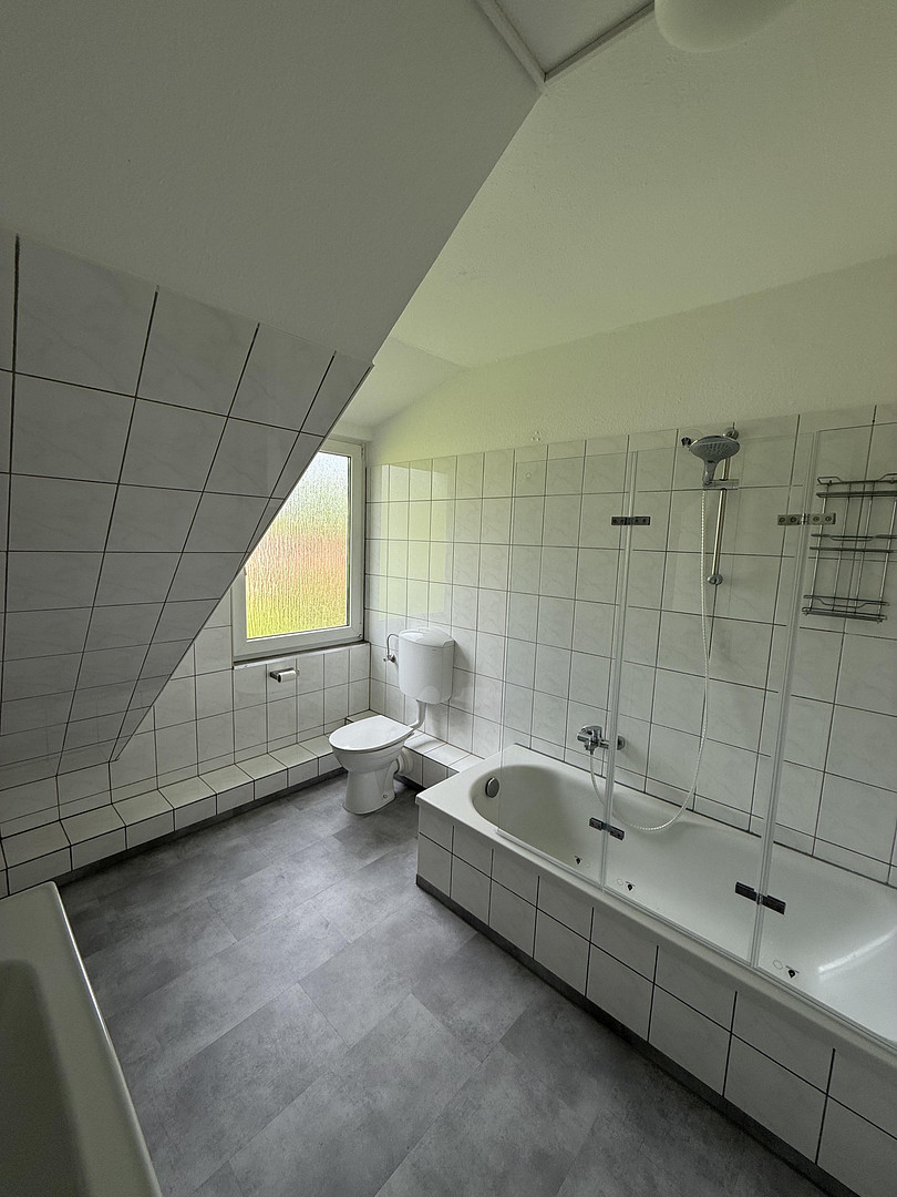 Helle 73qm 3-Zimmer-Wohnung nahe Mercedes, Rheinmetall, TKMS – Balkon, Büro & Tiefgarage – Schaphuser Straße 15, 28307 Bremen(Osterholz) – Vorschaubild 8