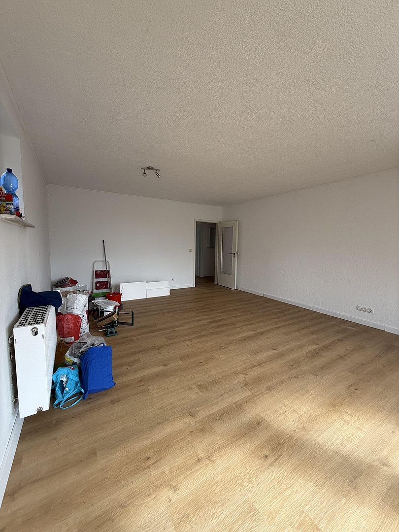 Helle 73qm 3-Zimmer-Wohnung nahe Mercedes, Rheinmetall, TKMS – Balkon, Büro & Tiefgarage – Schaphuser Straße 15, 28307 Bremen(Osterholz) – Vorschaubild 3
