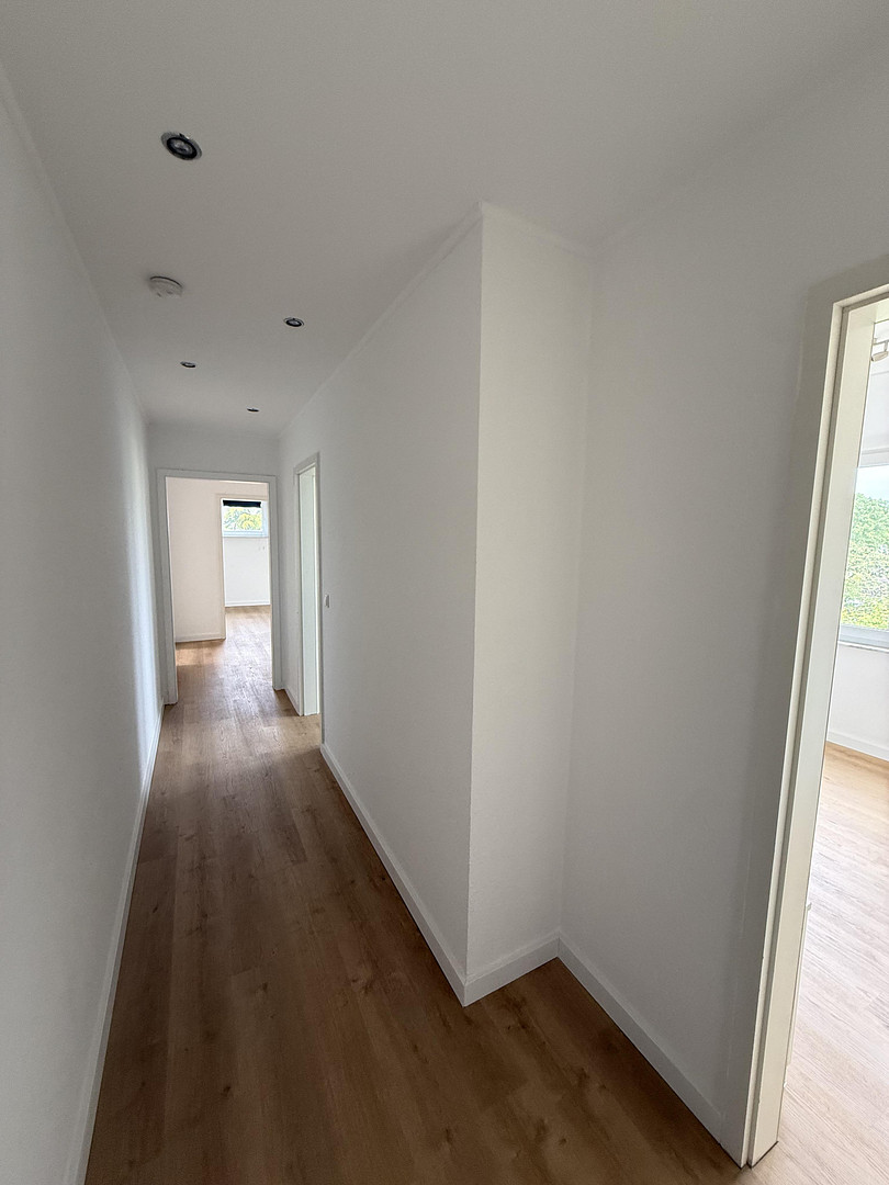 Helle 73qm 3-Zimmer-Wohnung nahe Mercedes, Rheinmetall, TKMS – Balkon, Büro & Tiefgarage – Schaphuser Straße 15, 28307 Bremen(Osterholz) – Vorschaubild 4