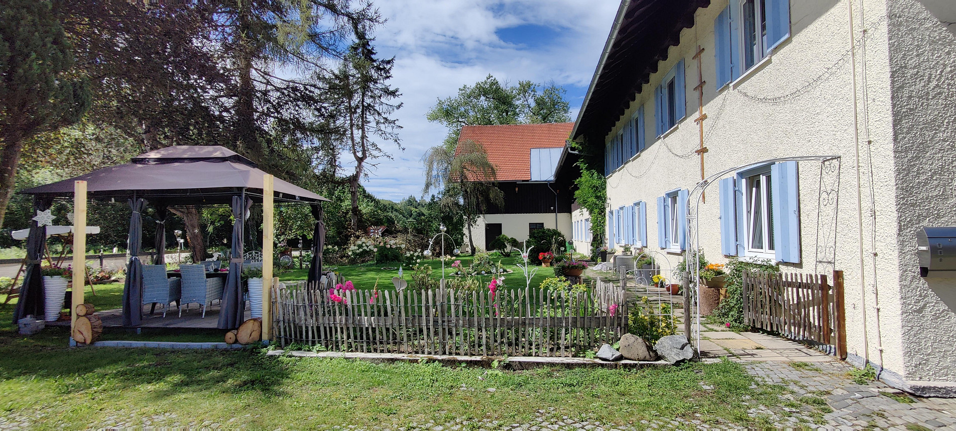 6- Zi in idyllischer grüner Umgebung auf dem Land (Tierhaltung möglich) – Häfeliswald 115, 87474 Buchenberg – Vorschaubild 2