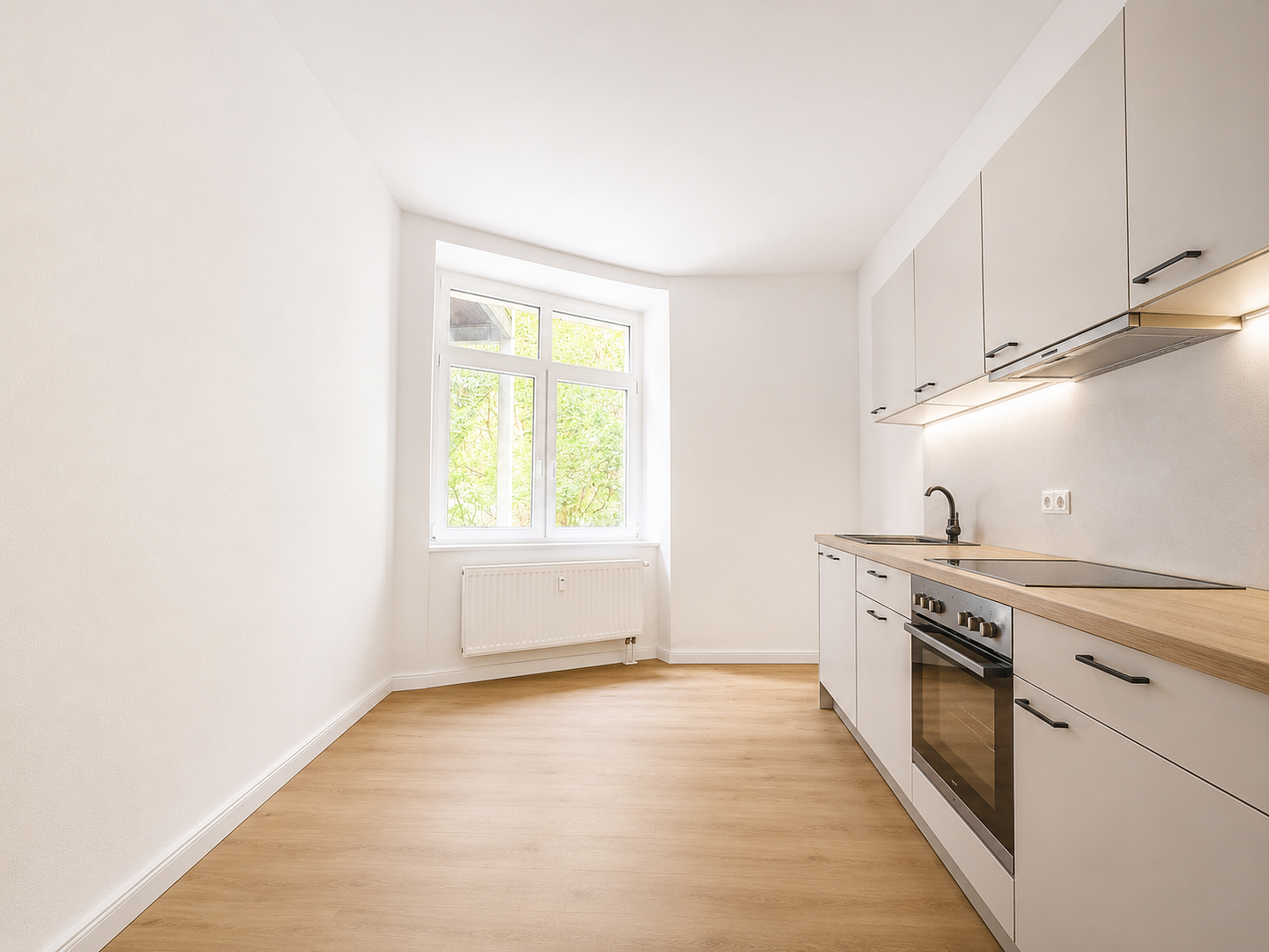Großzügige, frisch renovierte 2-Zimmer-Wohnung mit Terrasse & EBK in Magdeburg – Friesenstraße 57, 39108 Magdeburg(Stadtfeld) – Vorschaubild 3