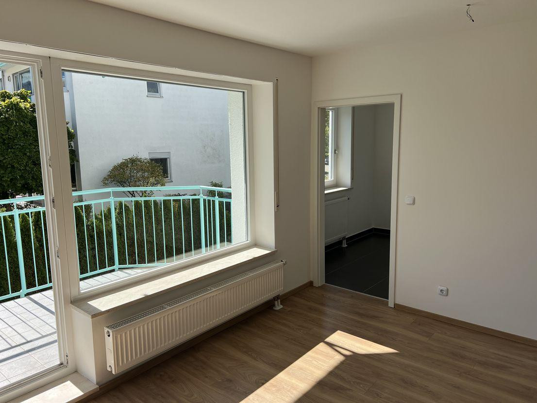 Sonnige 1-Zimmer-Wohnung in Diedorf mit Süd-Balkon und Einbauküche - perfekt für Singles oder Büro – Diedorf(Diedorf Markt) – Vorschaubild 11