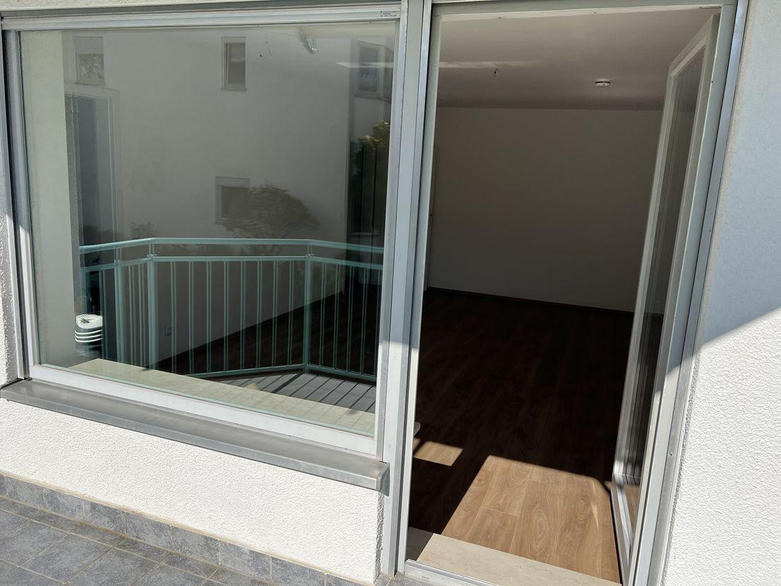 Sonnige 1-Zimmer-Wohnung in Diedorf mit Süd-Balkon und Einbauküche - perfekt für Singles oder Büro – Diedorf(Diedorf Markt) – Vorschaubild 12