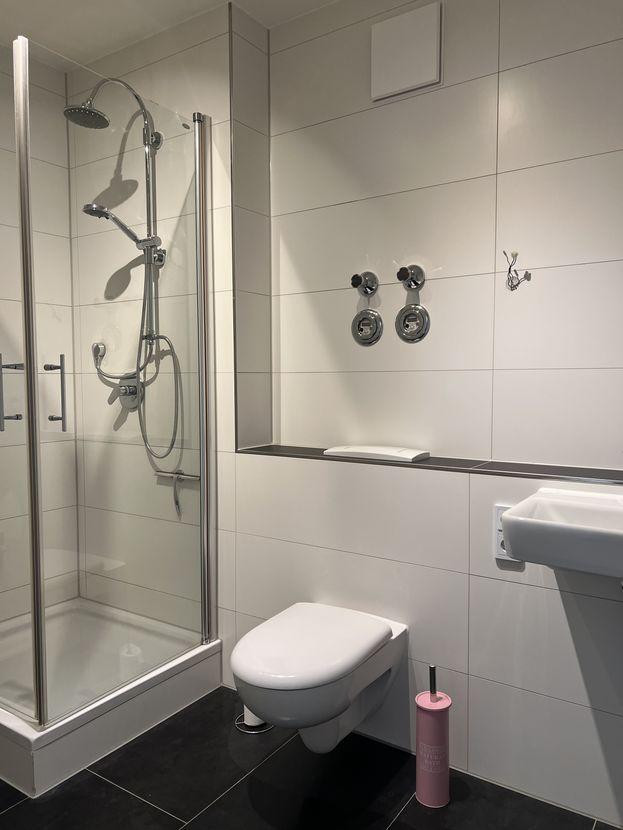 Sonnige 1-Zimmer-Wohnung in Diedorf mit Süd-Balkon und Einbauküche - perfekt für Singles oder Büro – Diedorf(Diedorf Markt) – Vorschaubild 24