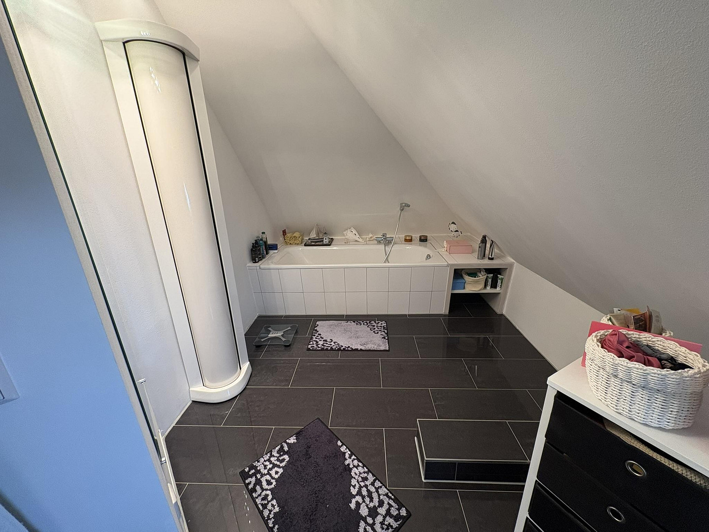 Außergewöhnliche DG-/Maisonettewohnung im Zooviertel – Großzügiges Wohnen, Blick in die Eilenriede – Hannover(Zoo) – Vorschaubild 5