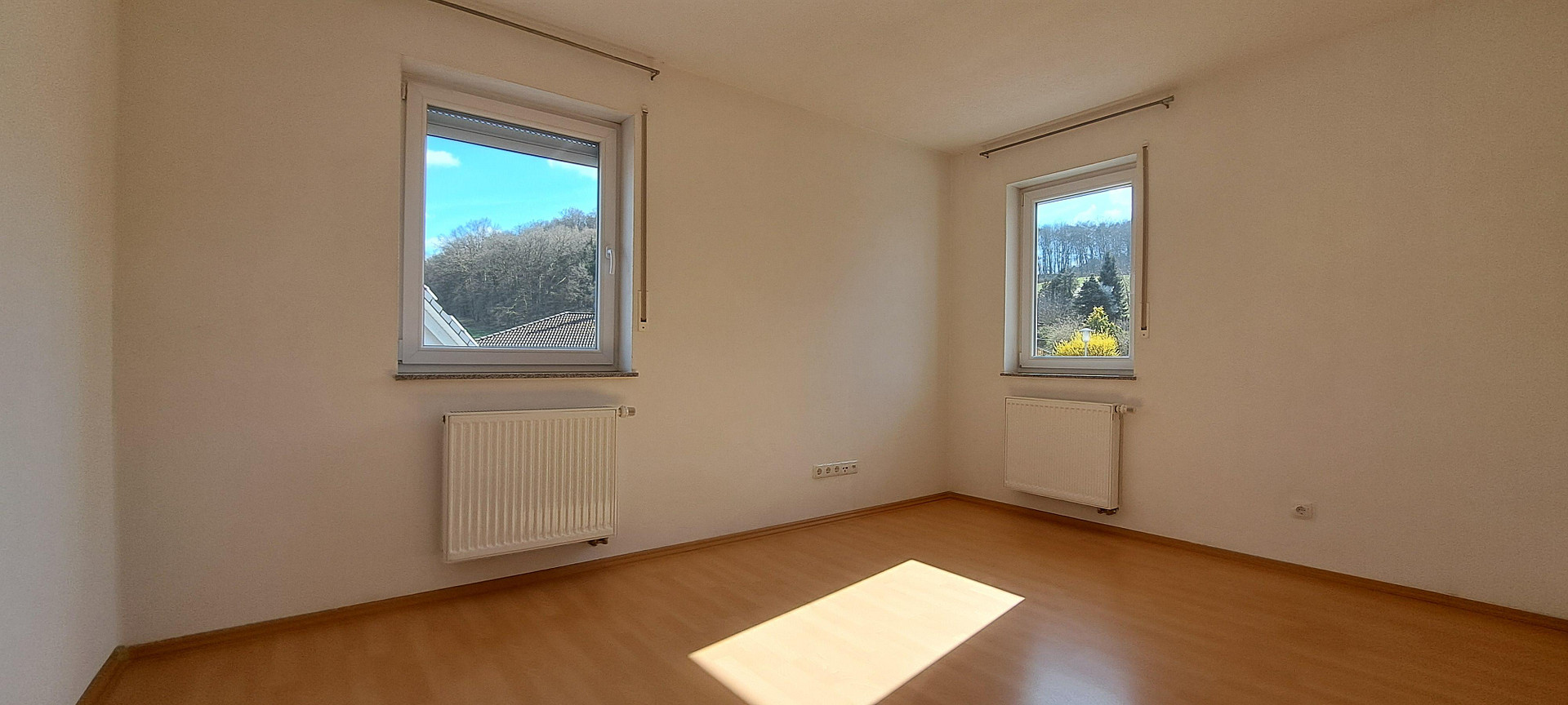 KL-Erfenbach, sehr schöne DHH mit Garage – Carl-Jacob-Strasse 13, 67659 Kaiserslautern-Erfenbach(Erfenbach) – Vorschaubild 11