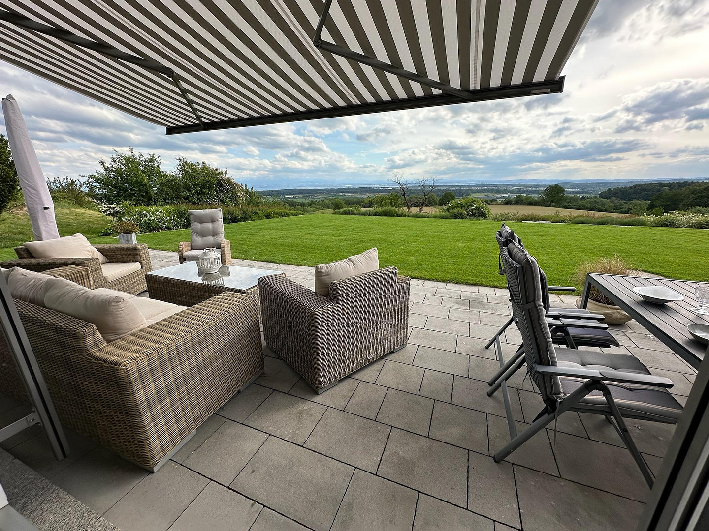 Exclusive 3-Zimmer-Wohnung mit Panoramablick über den Bodensee und die Schweizer Alpen. – Markdorf(Fitzenweiler) – Vorschaubild 16