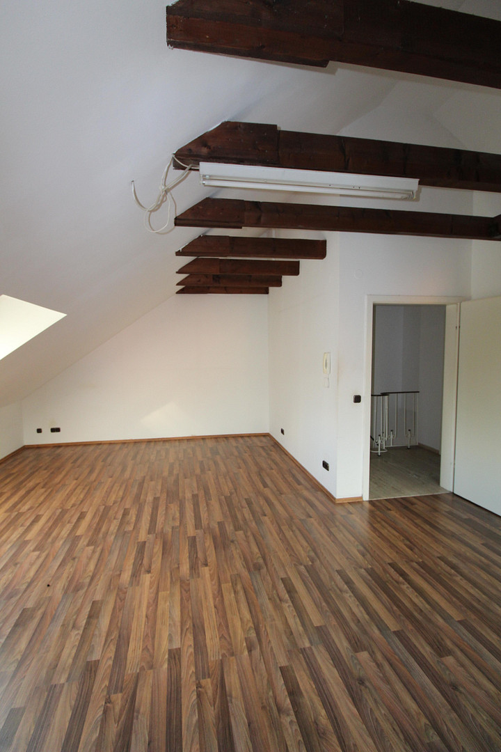 Großzügiges Reihenendhaus in begehrter Lage, provisionsfrei – Hoppegartenring 119, 30853 Langenhagen – Vorschaubild 12