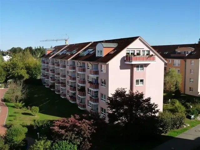1,5 Zimmer in Bernau bei Berlin mit Balkon / EBK / Tiefgarage