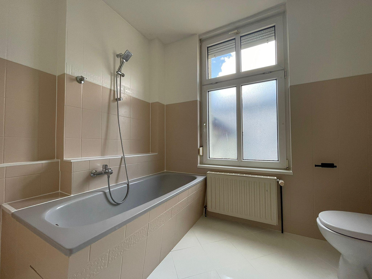 4-Zimmer-Wohnung in Werder (Havel) mit Garten, EBK und Stellplatz – Kemnitzer Str. 23, 14542 Werder (Havel) – Vorschaubild 2