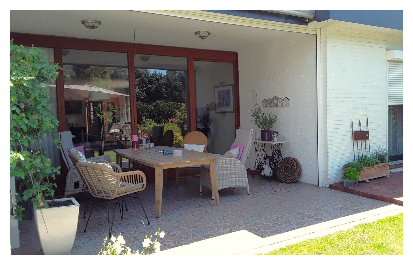 Flachdachbungalow (Reihenendhaus) auf 546 qm Grundstück mit zwei Bädern, Garage und Carport – Weyhe(Erichshof) – Vorschaubild 11