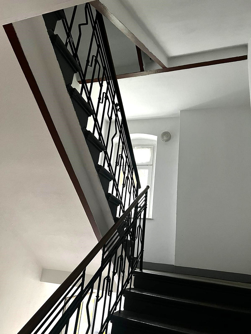 Gepflegtes, vollvermietetes Mehrfamilienhaus mit Balkonen in Zwickau – Liebigstraße 2, 8056 Zwickau  Schedewitz(Schedewitz) – Vorschaubild 5