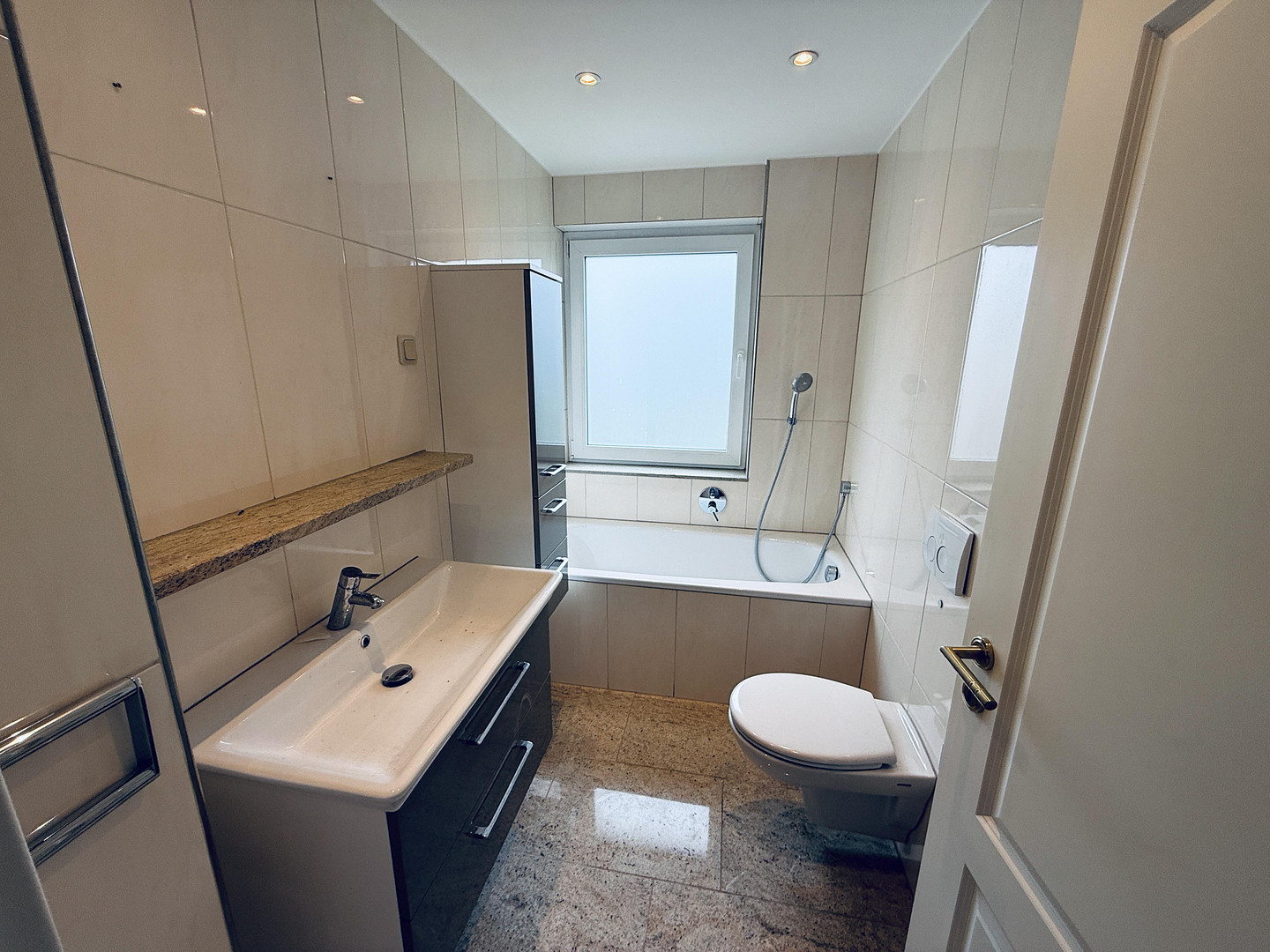 Dreifamilienhaus in Lünen-Wethmar – 28.740 € Jahresmiete, Garten, Garage – In den Tannen 19, 44534 Lünen – Vorschaubild 5