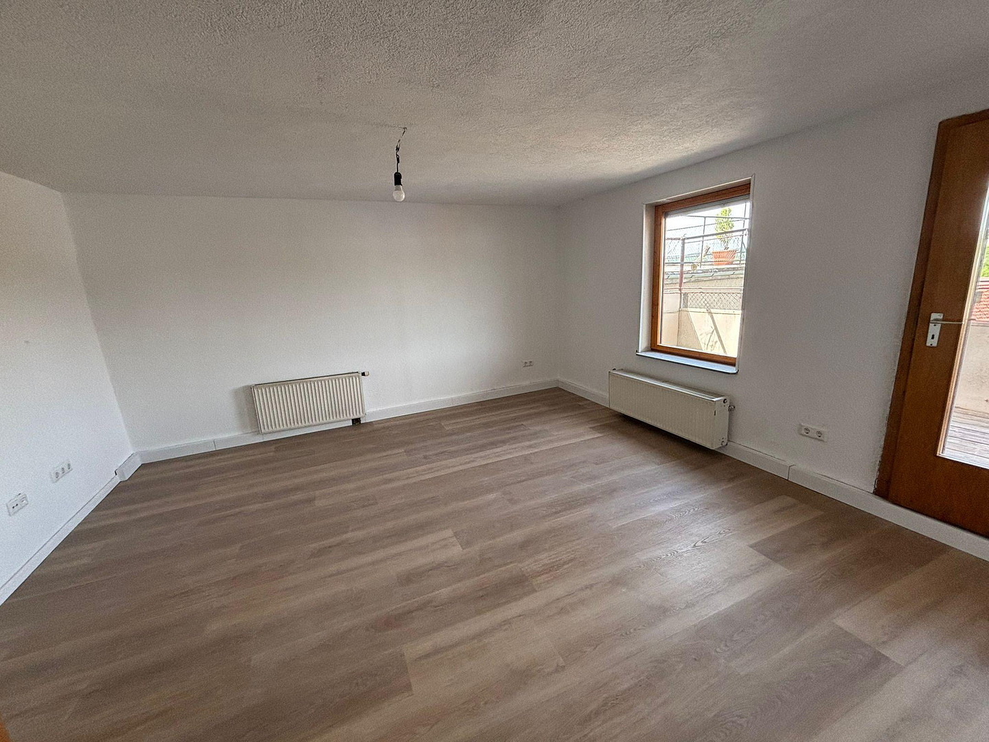 Geräumige 5-Zimmer Wohnung in Herrenberg – Stuttgarter Straße 5, 71083 Herrenberg – Vorschaubild 3