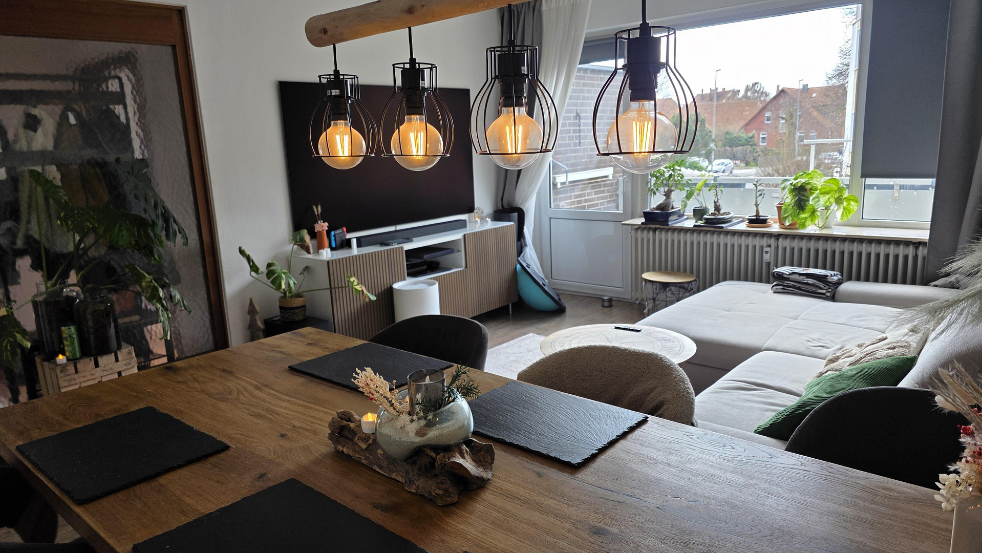 3-Zi Wohnung, EBK, Pkw-Stellplatz, keller
