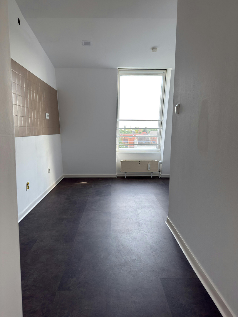 Kompakt, renoviert, bezugsfrei:  3-Z.-Dachgeschosswohnung (ohne Makler) – Lessingstr., 13158 Berlin(Wilhelmsruh) – Vorschaubild 12