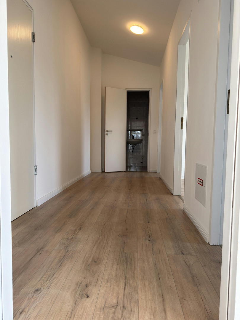 Kompakt, renoviert, bezugsfrei:  3-Z.-Dachgeschosswohnung (ohne Makler) – Lessingstr., 13158 Berlin(Wilhelmsruh) – Vorschaubild 8