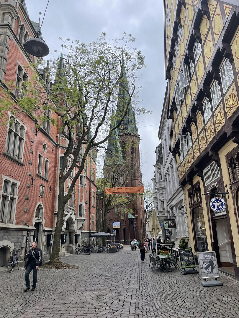 Von Privat sehr schöne & helle 2.5 ZKB in direkter Innenstadtlage – Staugraben 5A, 26122 Oldenburg(Oldenburg (Oldb)) – Vorschaubild 39