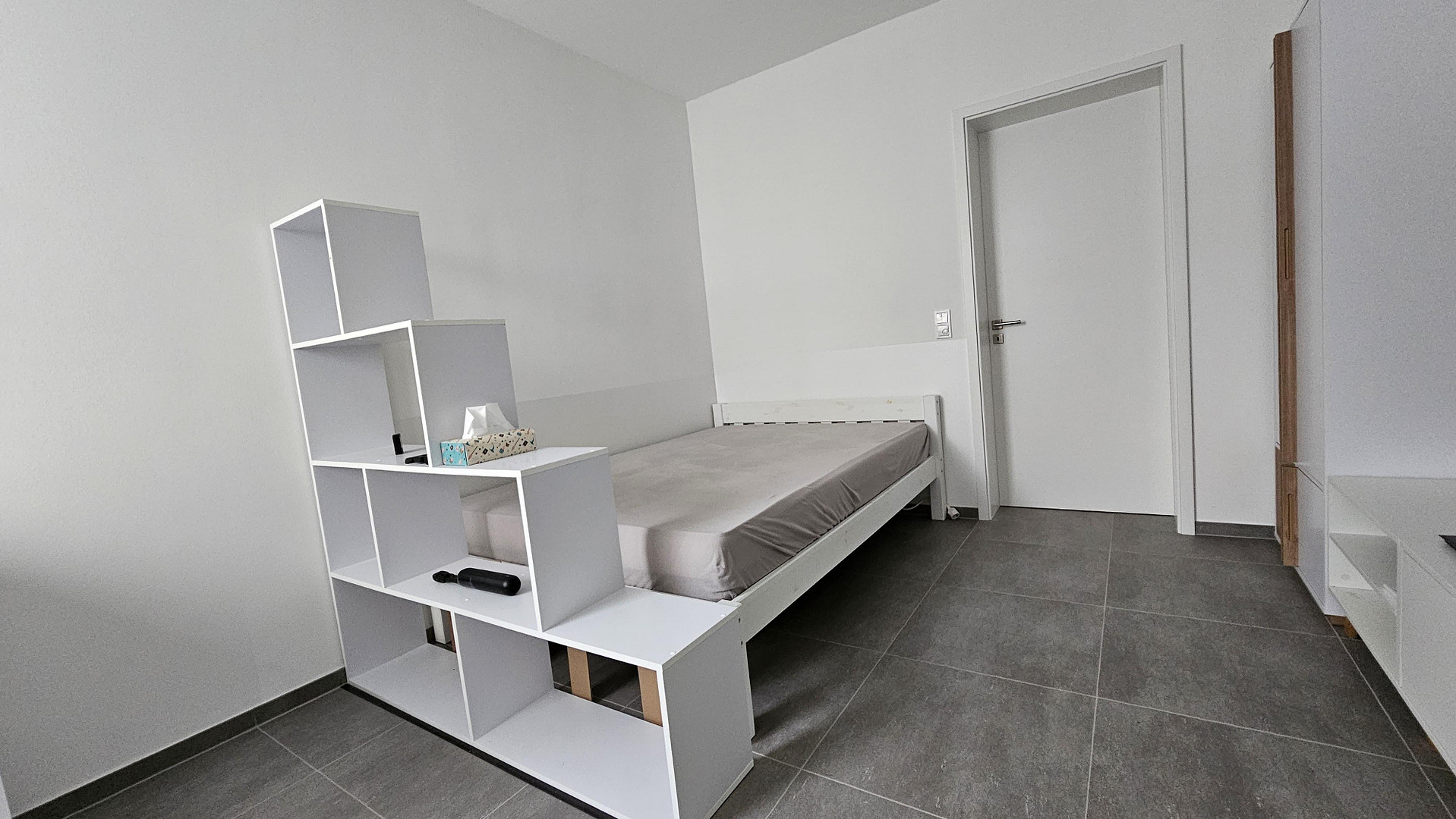 1-Zimmer-Apartement mit kleiner Terrasse und Küche (oder auf Wunsch vollmöbliert) – Tittelsstr. 68a, 52146 Würselen – Vorschaubild 6