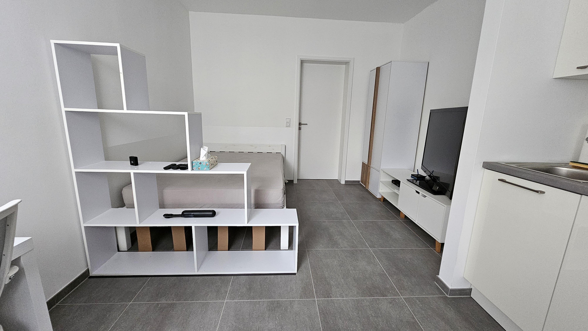 1-Zimmer-Apartement mit kleiner Terrasse und Küche (oder auf Wunsch vollmöbliert) – Tittelsstr. 68a, 52146 Würselen – Vorschaubild 5