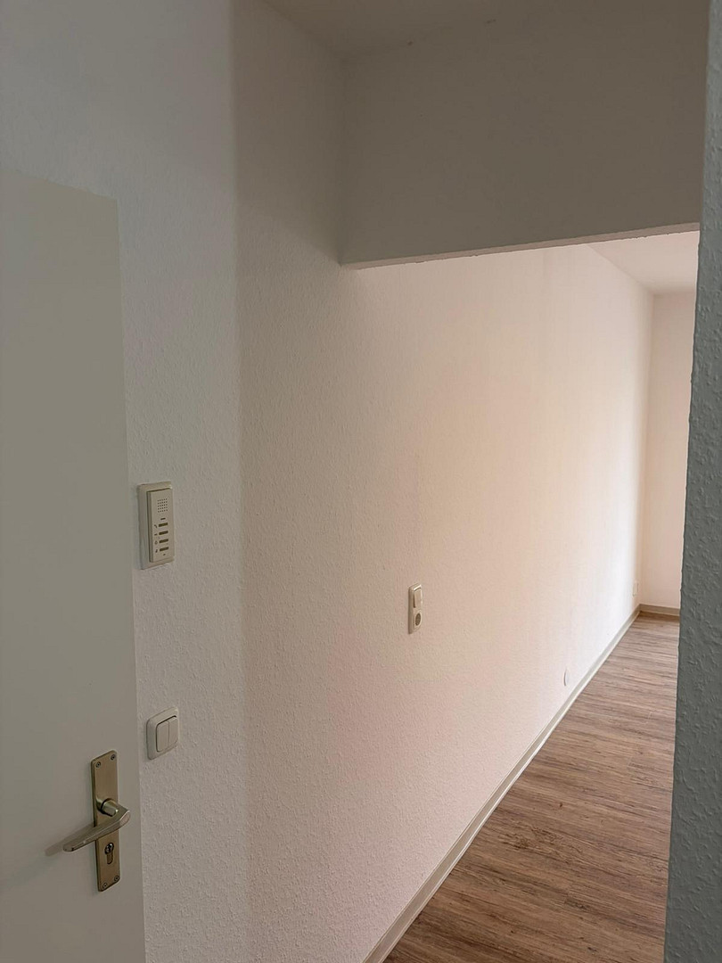 Renovierte 1-Zimmer-Wohnung mit Balkon und EBK in Bretzenheim – Mainz – Vorschaubild 4