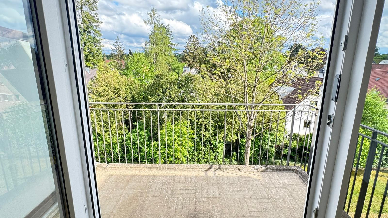 2-Zimmer-Wohnung mit Balkon am Mangfallplatz – Naupliastraße 39, 81547 München(Harlaching) – Vorschaubild 8