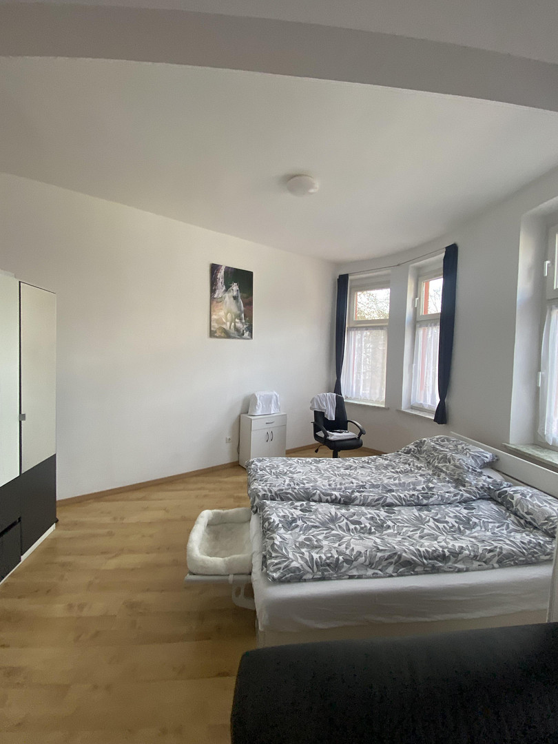 Provisionsfrei! Denkmalschutz trifft Rendite – Vermietete 3,5-Zimmer-Wohnung in Essen-Kray – Essen(Kray) – Vorschaubild 2