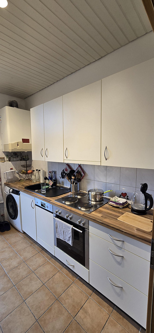 Helle 3-Zimmer-Wohnung in Untertürkheim mit Wohlfühlcharakter – Hindelangerstraße, 70327 Stuttgart-Untertürheim(Untertürkheim) – Vorschaubild 5