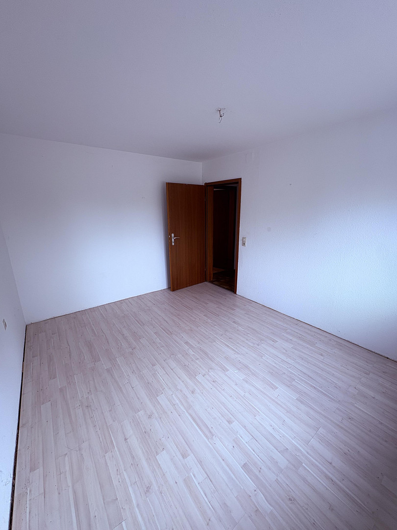 4-Zi.-EG-Wohnung mit Garten, Garage & Terrasse – zentral & ruhig in Isny im Allgäu – Isny im Allgäu – Vorschaubild 9