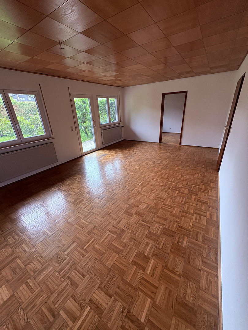 4-Zi.-EG-Wohnung mit Garten, Garage & Terrasse – zentral & ruhig in Isny im Allgäu – Isny im Allgäu – Vorschaubild 2