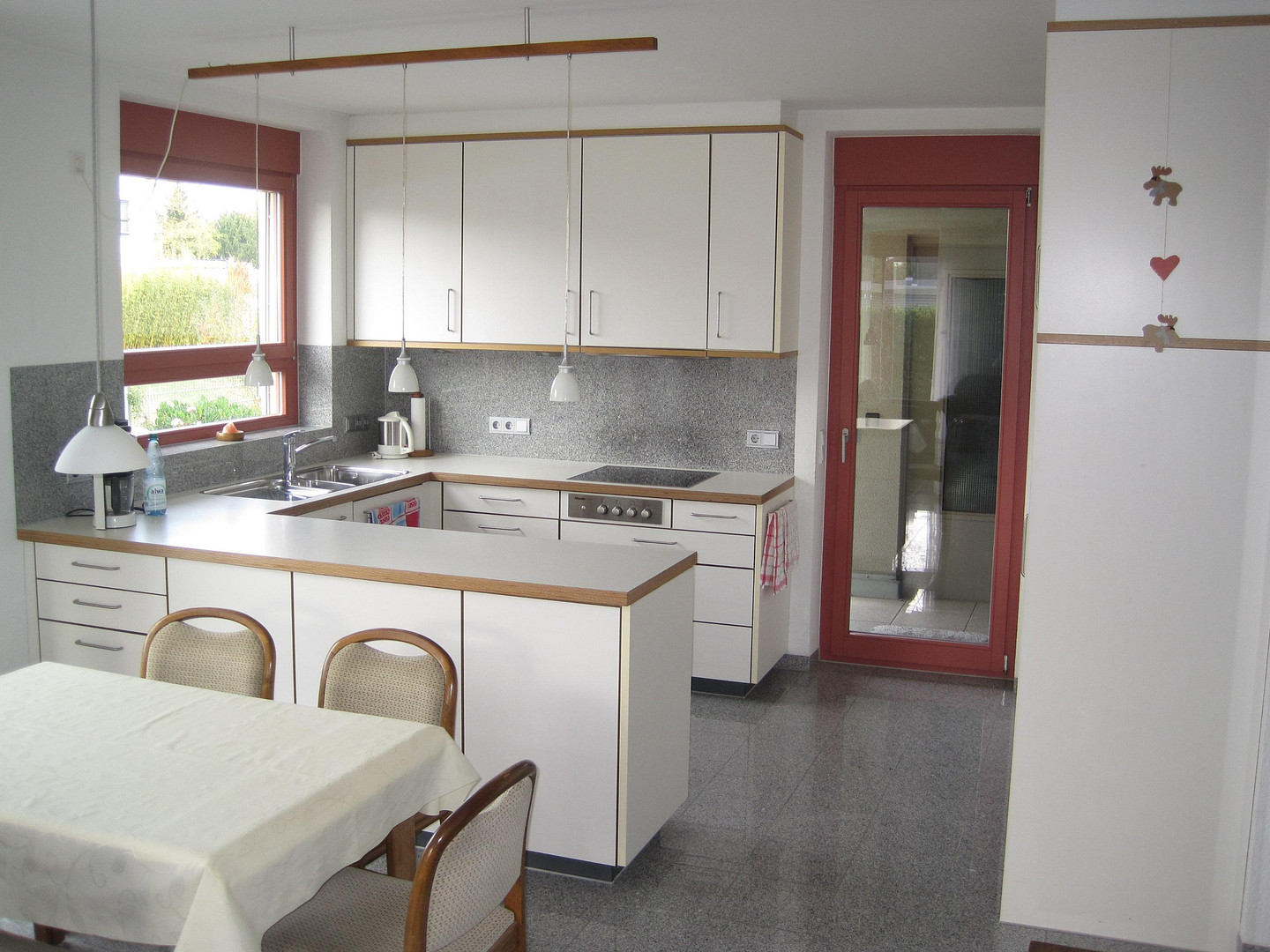 Bestens ausgestattete 3-Zimmer-Wohnung mit Einbauküche in gesuchter Wohnlage von Bühl!