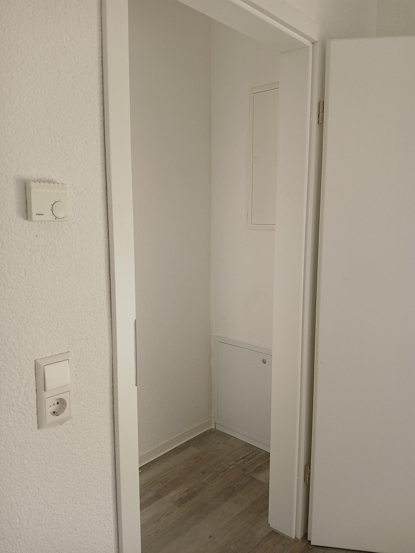 Neuwertige 4-Zimmerwohnung mit Terrasse – ideal für kleine Familie, Paar oder Berufstätigen-WG – Winnenden – Vorschaubild 10