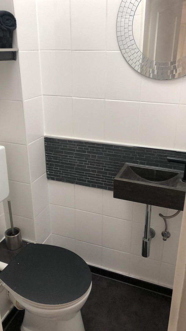 93 qm, EG, 3 Zimmer, Loggia, Küche, Diele, Bad, sep. WC, Keller, Südlage, hell freundlich – Bleyerheider Straße 26, 52134 Herzogenrath(Straß) – Vorschaubild 3