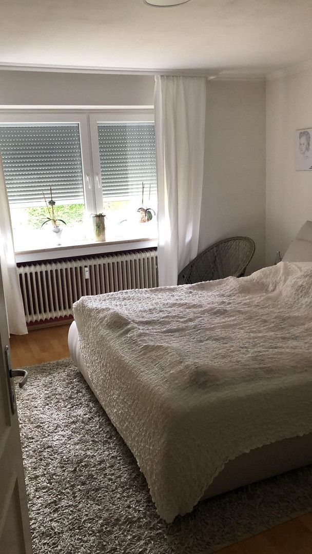 93 qm, EG, 3 Zimmer, Loggia, Küche, Diele, Bad, sep. WC, Keller, Südlage, hell freundlich – Bleyerheider Straße 26, 52134 Herzogenrath(Straß) – Vorschaubild 4